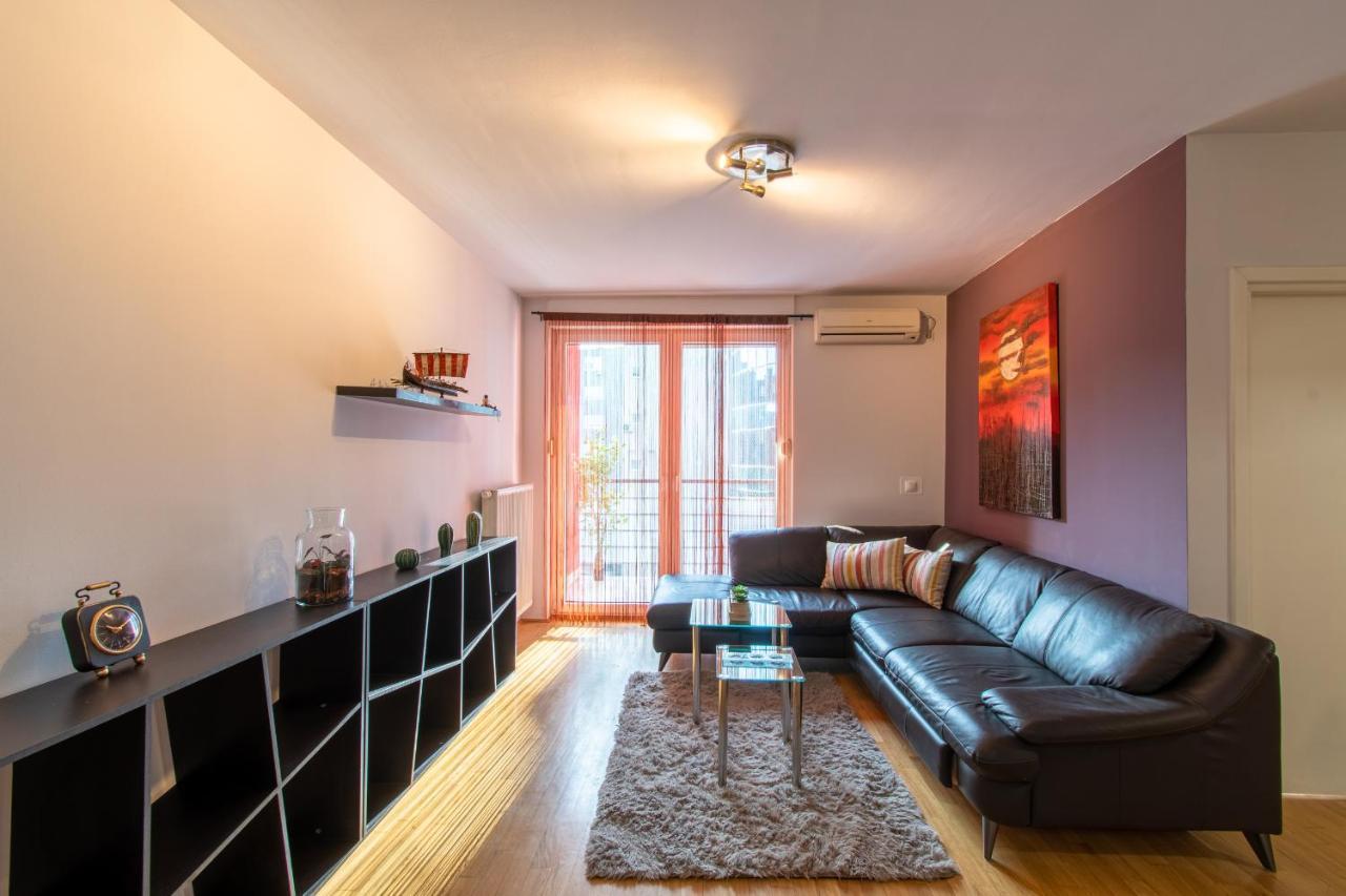 Flexible Selfcheckins 31 - Zagreb - Garage - Loggia - New Apartment Luaran gambar