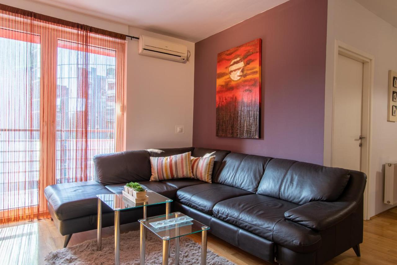 Flexible Selfcheckins 31 - Zagreb - Garage - Loggia - New Apartment Luaran gambar