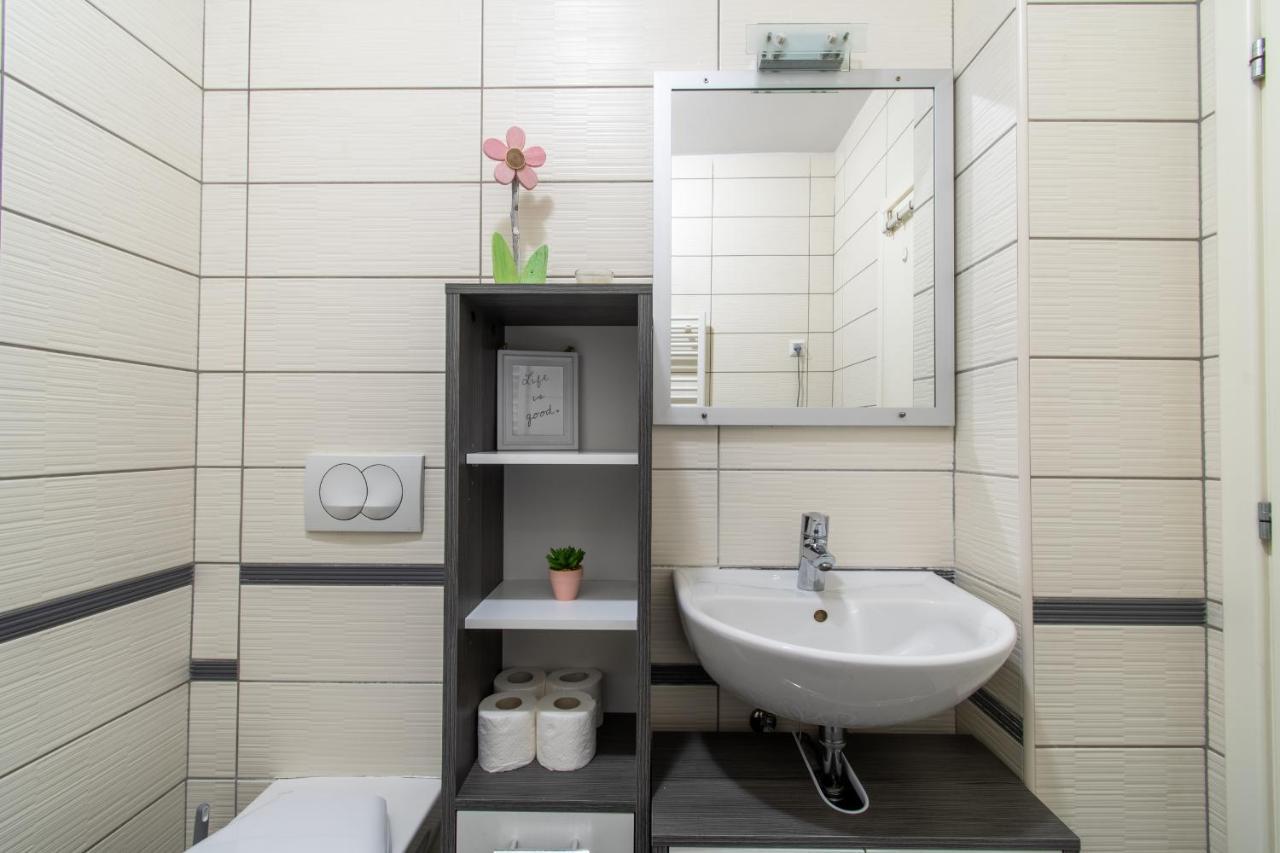 Flexible Selfcheckins 31 - Zagreb - Garage - Loggia - New Apartment Luaran gambar